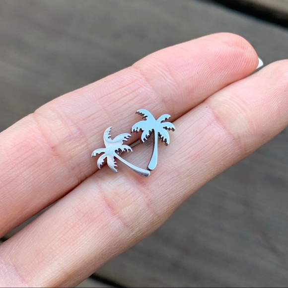 Gold Palm TreeCalifornia Stainless Steel Earrings With Gift Bag - Picture 4 of 6